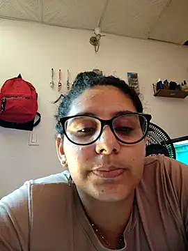 Snapshot of DanielleEvans_ chatting on 02.21.25 DanielleEvans online show from 02.21.25