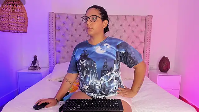 Snapshot of DanielleEvans_ chatting on 03.10.25 DanielleEvans online show from 03.10.25