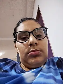 Snapshot of DanielleEvans_ chatting on 03.21.25 DanielleEvans online show from 03.21.25