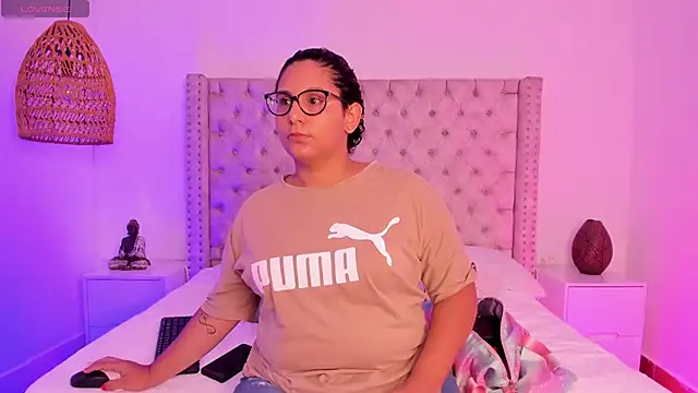 Snapshot of DanielleEvans_ chatting on 03.22.25 DanielleEvans online show from 03.22.25