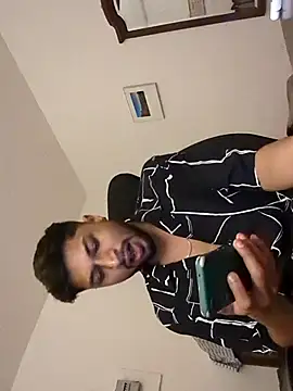  IRRESISTIBLE  online show from 03.20.25