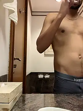  IRRESISTIBLE  online show from 01.12.26