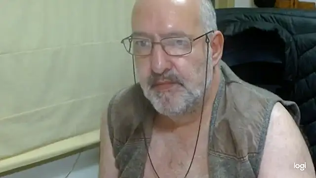 Snapshot of trasnodoluar chatting on 07.26.26 trasnodoluar online show from 07.26.26