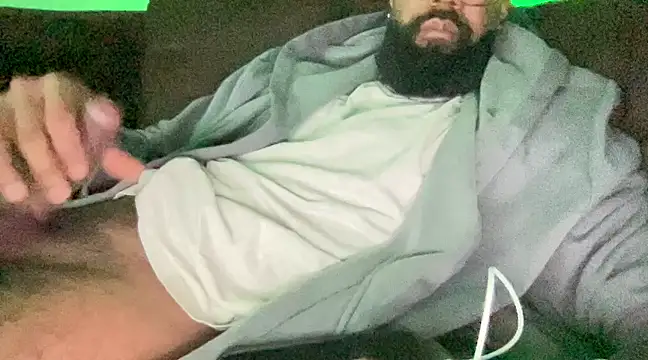 Snapshot of waveonce- chatting on 03.23.25 waveonce- online show from 03.23.25