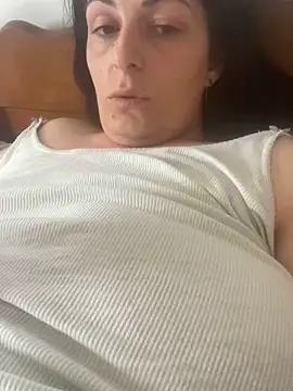 Snapshot of Mary_Hot_ chatting on 09.24.25 Mary Hot online show from 09.24.25