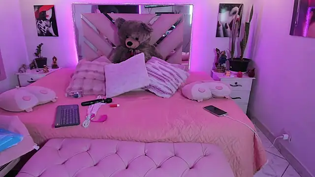 Karly moon online show from 06.15.26