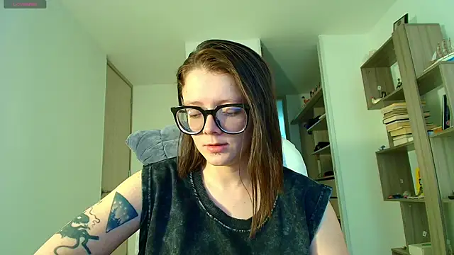 Snapshot of Arya_starrk chatting on 09.17.25 Arya starrk online show from 09.17.25