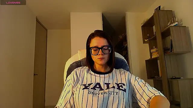 Snapshot of Arya_starrk chatting on 12.04.25 Arya starrk online show from 12.04.25