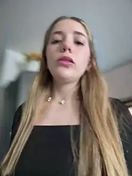 ShelbyHagen online show from 03.18.25