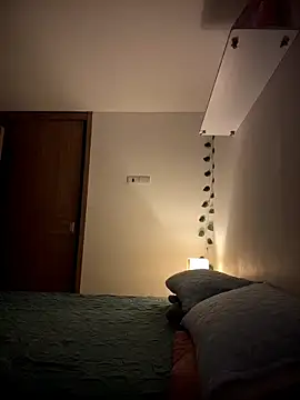 ShelbyHagen online show from 03.30.26