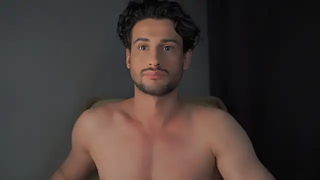 Snapshot of Keen___Luckystrike chatting on 12.12.24 Keen Luckystrike online show from 12.12.24