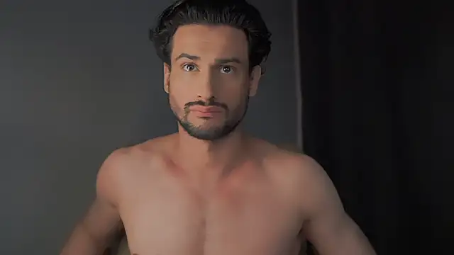 Snapshot of Keen___Luckystrike chatting on 12.18.24 Keen Luckystrike online show from 12.18.24