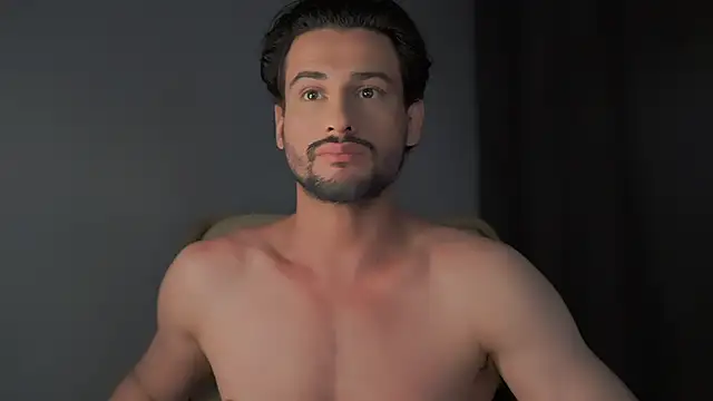 Snapshot of Keen___Luckystrike chatting on 12.20.24 Keen Luckystrike online show from 12.20.24