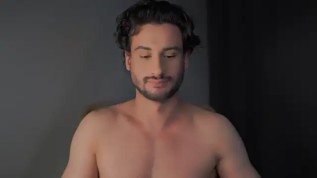 Snapshot of Keen___Luckystrike chatting on 01.08.25 Keen Luckystrike online show from 01.08.25