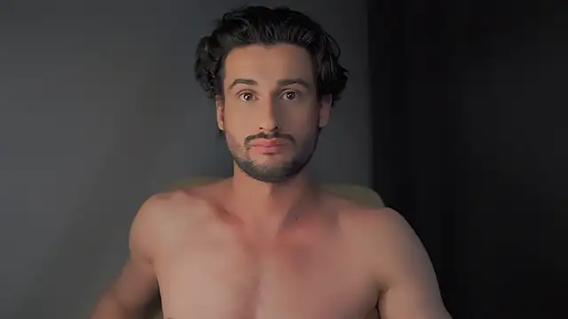 Snapshot of Keen___Luckystrike chatting on 01.08.25 Keen Luckystrike online show from 01.08.25