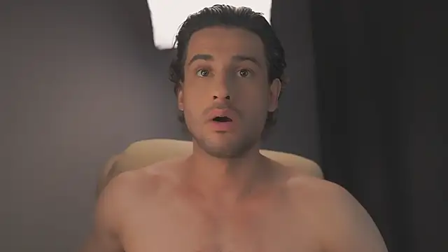 Snapshot of Keen___Luckystrike chatting on 03.20.25 Keen Luckystrike online show from 03.20.25