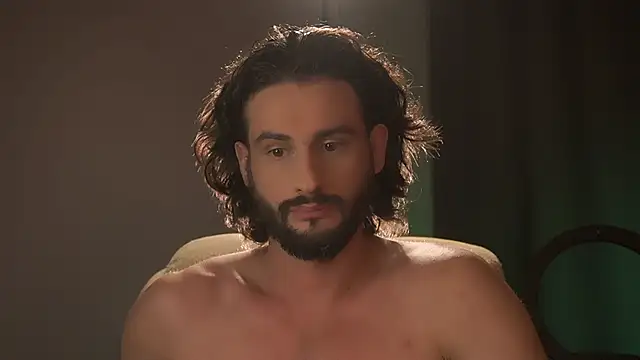 Snapshot of Keen___Luckystrike chatting on 09.26.25 Keen Luckystrike online show from 09.26.25