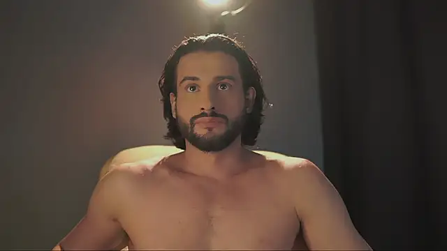 Snapshot of Keen___Luckystrike chatting on 01.13.26 Keen Luckystrike online show from 01.13.26