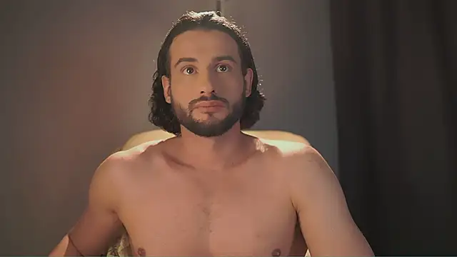 Snapshot of Keen___Luckystrike chatting on 01.16.26 Keen Luckystrike online show from 01.16.26