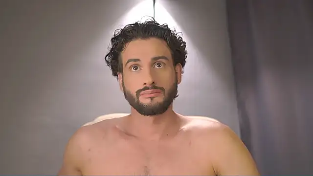 Snapshot of Keen___Luckystrike chatting on 02.12.26 Keen Luckystrike online show from 02.12.26