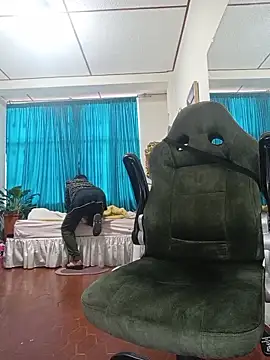 kelly dirty  online show from 12.22.25