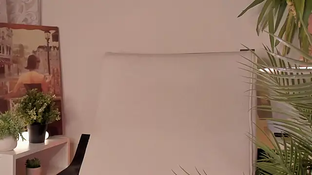 Ana Peachy  online show from 03.04.25