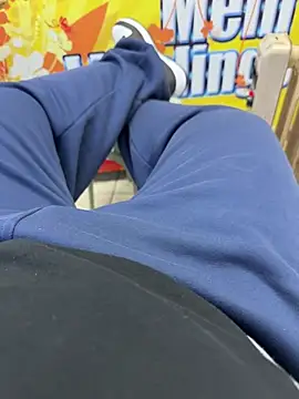 Snapshot of buri232 chatting on 01.22.25 buri232 online show from 01.22.25