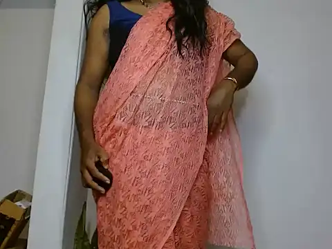 Snapshot of Akhilamolu_the_transsissy chatting on 05.23.26 Akhilamolu the transsissy online show from 05.23.26