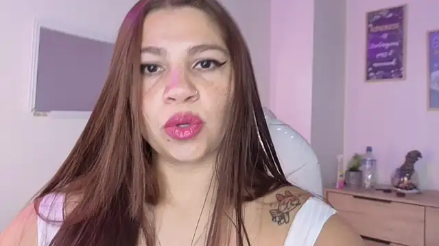 Snapshot of bluee_hazell chatting on 07.16.26 bluee hazell online show from 07.16.26