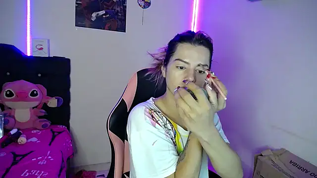 yuliana 19 online show from 10.06.25