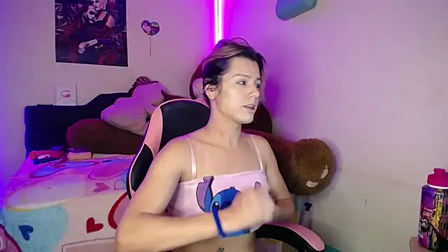 yuliana 19 online show from 12.18.25