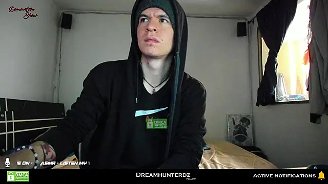 Snapshot of Headhunterdz chatting on 03.12.25 Headhunterdz online show from 03.12.25
