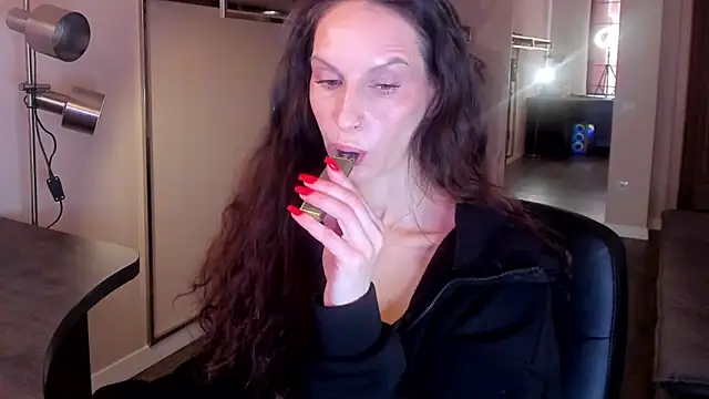 Snapshot of Mila_Anders chatting on 03.10.26 Mila Anders online show from 03.10.26