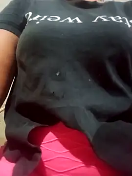 ValeriaSantos- online show from 02.20.25