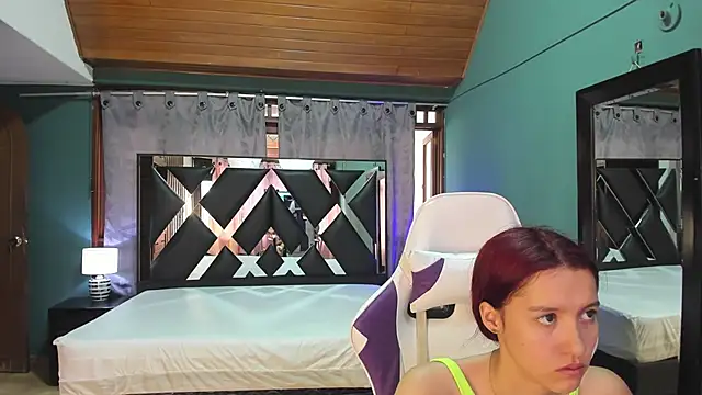 Linda4Petite online show from 03.01.25