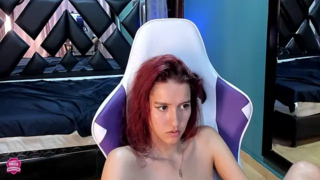 Linda4Petite online show from 03.15.25