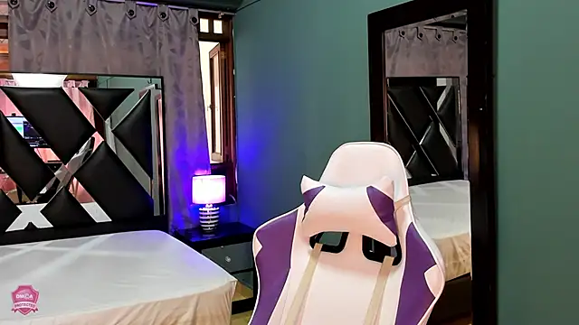 Linda4Petite online show from 03.16.25