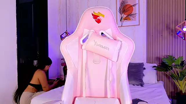 CameronCollins  online show from 02.17.26