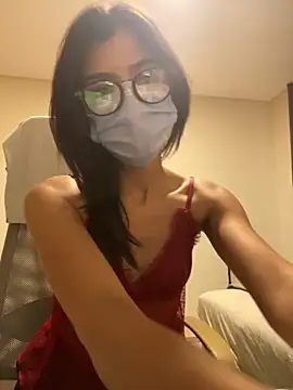 Snapshot of morrocoXcute chatting on 09.14.25 morrocoXcute online show from 09.14.25