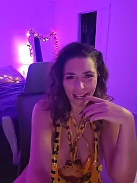 Ellie-L-Elizabeth online show from 10.18.25