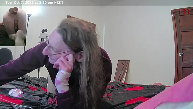 CDAdalyn online show from 10.07.25