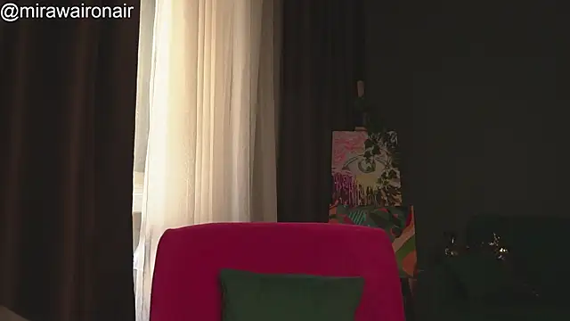 Snapshot of mirawair chatting on 04.01.26 mirawair online show from 04.01.26