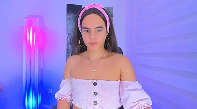 alask pears0 online show from 01.18.25