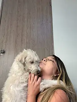 lunablossom  online show from 01.24.25