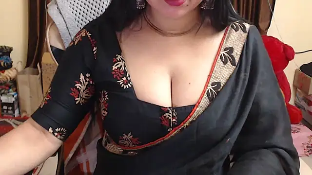 Naughty Kashish online show from 02.24.25