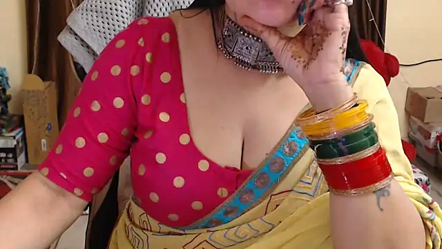 Naughty Kashish online show from 03.04.25