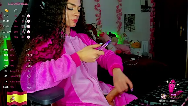 Snapshot of gabrielatafur_ chatting on 03.22.25 gabrielatafur online show from 03.22.25