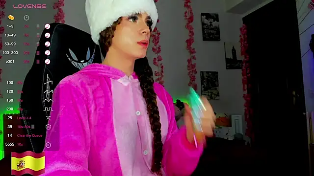 Snapshot of gabrielatafur_ chatting on 03.22.25 gabrielatafur online show from 03.22.25