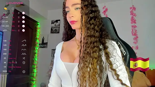 Snapshot of gabrielatafur_ chatting on 11.09.25 gabrielatafur online show from 11.09.25