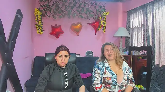 lesbiancuple online show from 02.17.26
